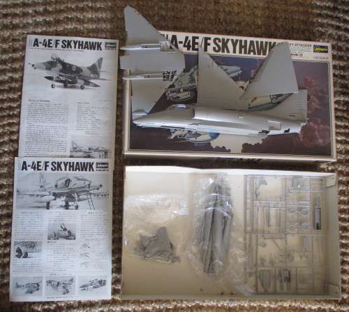 Vintage Hasegawa A-4E/F Skyhawk 1/32 Model Jet Plane Kit. As per Photo.