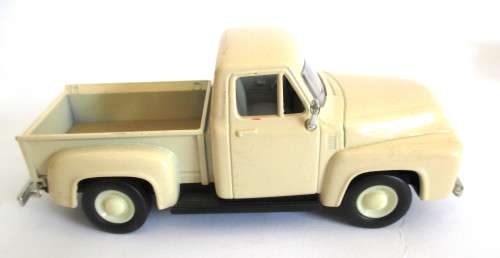 1953 Ford F100 Pickup Truck Diecast Car Model 1/43