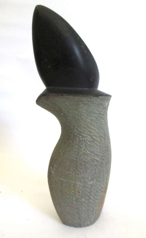 Quality Vintage Hand Carved African Stone Sculpture. 22cm high. 1045g.