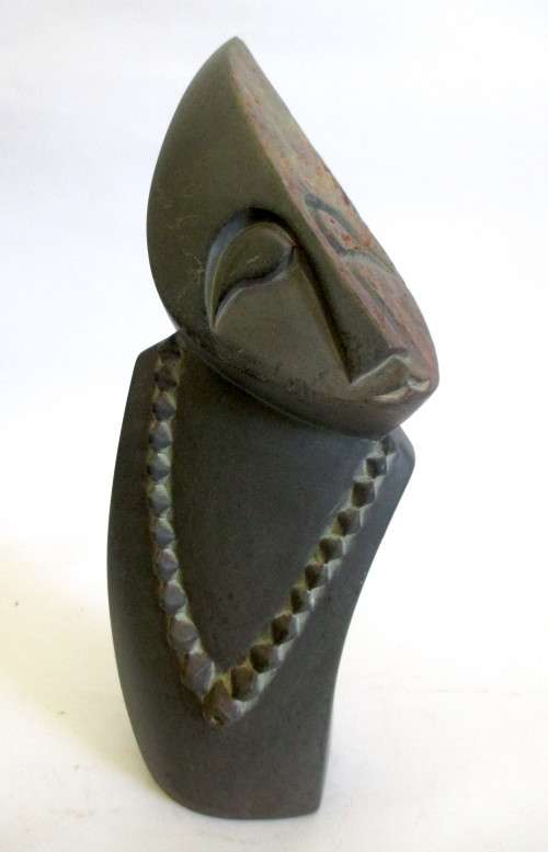 Quality Vintage Hand Carved African Stone Sculpture. 21cm high. 995g.
