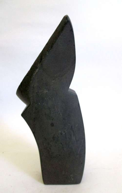 Quality Vintage Hand Carved African Stone Sculpture. 21cm high. 995g.