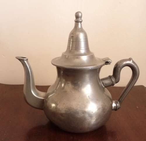 Antique Marked Pewter Kettle. Please note repairs. Still a very nice item.  19cm high.
