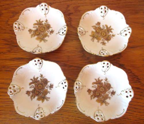 Set of 4 Vintage Rosenthal, Germany `Classic Rose` Pin/Butter/Trinket Dish Gold Gilt.