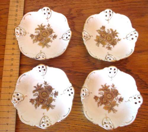 Set of 4 Vintage Rosenthal, Germany `Classic Rose` Pin/Butter/Trinket Dish Gold Gilt.