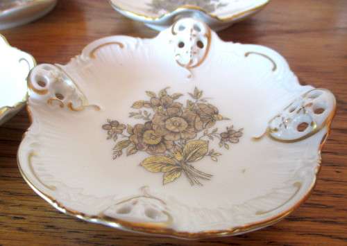 Set of 4 Vintage Rosenthal, Germany `Classic Rose` Pin/Butter/Trinket Dish Gold Gilt.