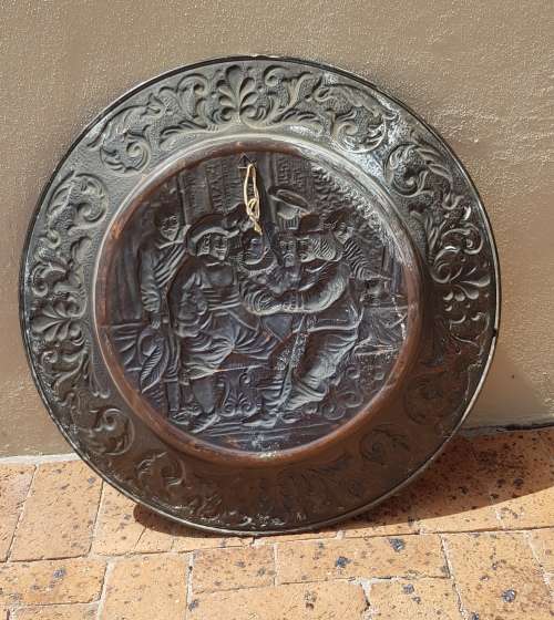 Large Vintage Brass Renaissance Embossed Round Wall Hanging Tavern Themed Plate. 50cm diameter.