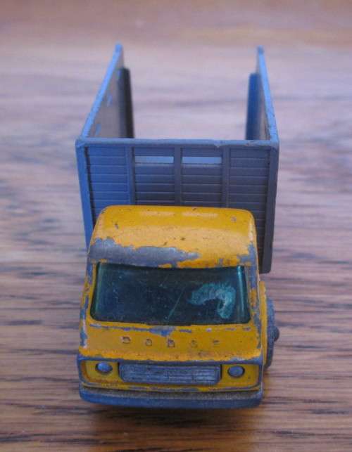 Vintage 1966 Matchbox Series No. 37 Cattle Truck and Cattle By Lesney