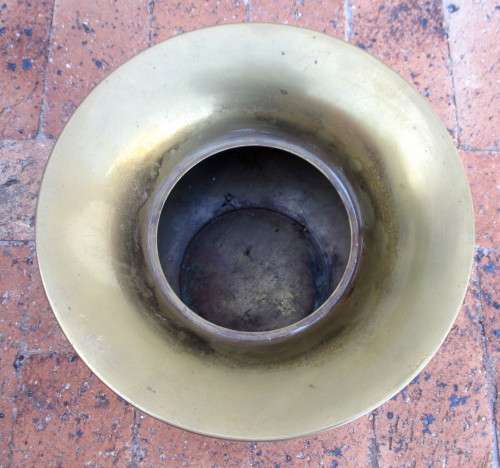 Vintage Brass Round Flower Pot. Marked Lombard Made in England 20cm high.