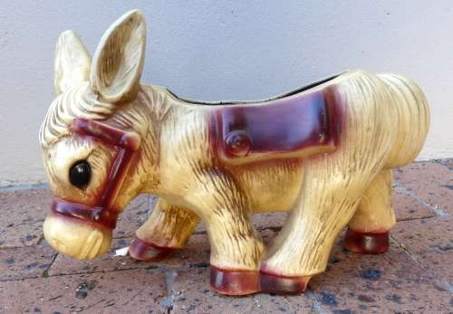 Large Vintage Ceramic Occupied Japan Donkey Planter.  So Cute. Dimension 32x19cm