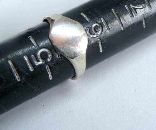 Vintage Initial Silver Pentagon Signet Ring  Size L, 16.1mm diameter 1.5g