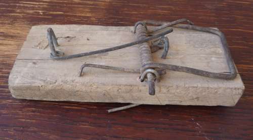 Vintage/antique original Mouse Trap