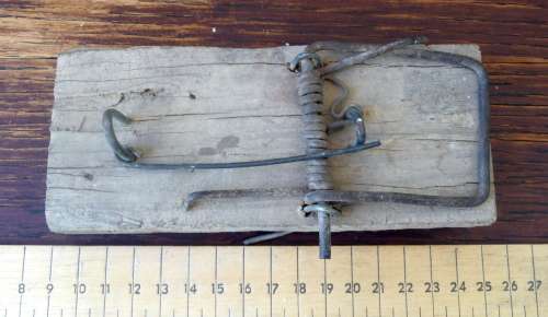 Vintage/antique original Mouse Trap