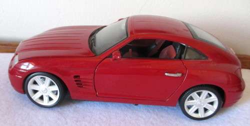 Bburago 1:18th Diamond Collection: Chrysler Crossfire Made in Italy