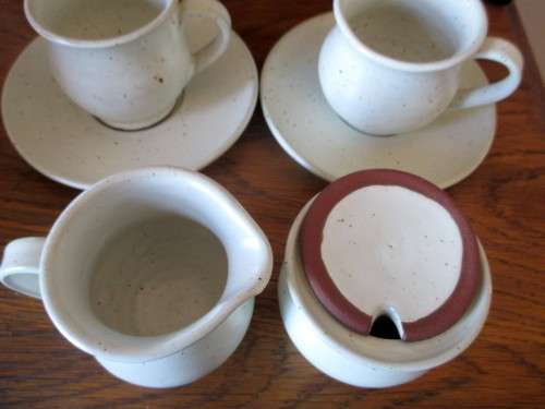 Vintage Timbati Potteries Set. 2 Cups with Saucers, Milk Jug and Suger Bowl. Spotless.