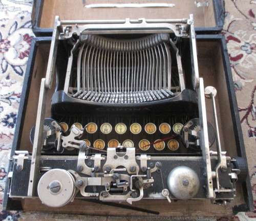 Antique Corona Portable Typewriter 1917 Folding. Belongs to Lt LFH Marrilier WW1.