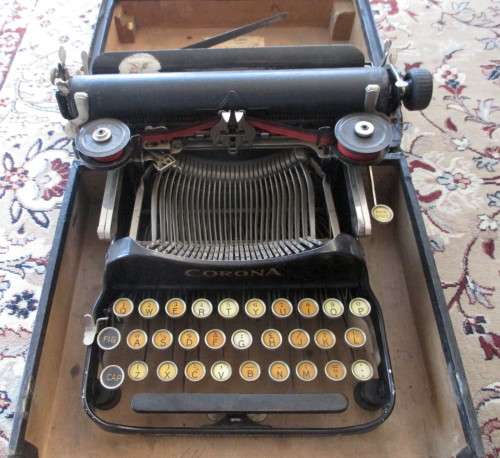 Antique Corona Portable Typewriter 1917 Folding. Belongs to Lt LFH Marrilier WW1.