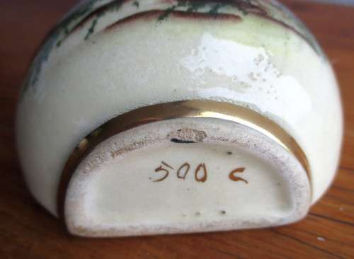 Vintage Prcelain Hand Painted Wall Pocket Flower Vase. 120mm. Chips on rim, not seen when on wall.