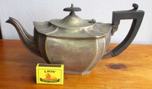 Vintage Detailed EPNS Silver Plate Kettle. Wooden Handle. Shaby-Chic. 15x29cm. Lovely Decorative.