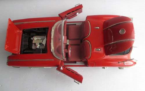 MOTORMAX - CHEVY CORVETTE CONVERTIBLE, 1958 - 1/18 SCALE DIECAST MODEL