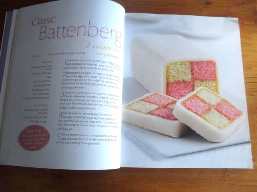 Best Baking Made Easy- Favoutite Cakes. 96p 42 Recipies with Pictures and Tips. Glossy.