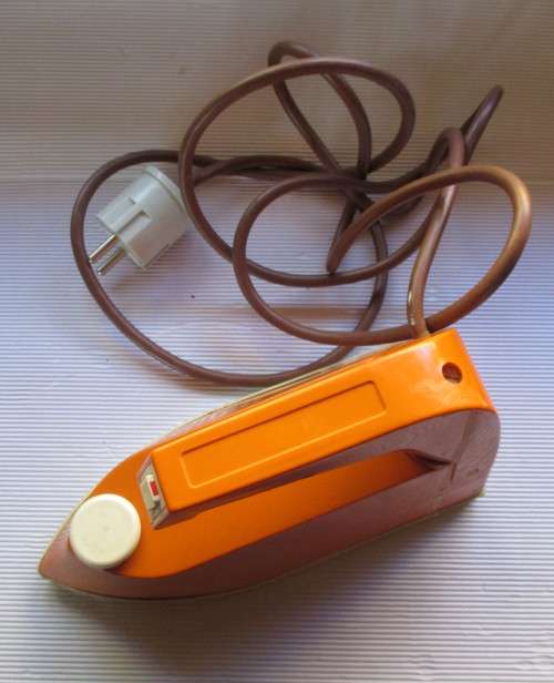 Vintage Sewing Steam Generator Iron 1978
