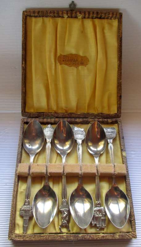 Set of 6 Holland Spoons. Marked Electro. 1940`s. In original box.