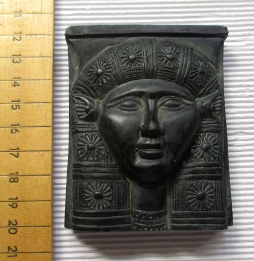Miniature Egyptian cast resin souvenir. 70mm x 80mm.