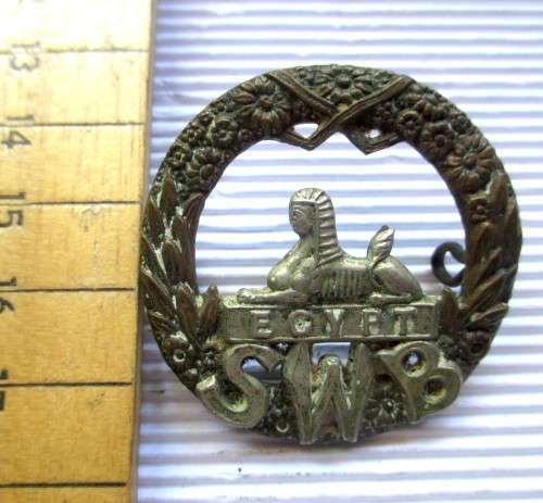 WW1 South Wales Borderers Cap Badge Egypt SWB Bi-Metal