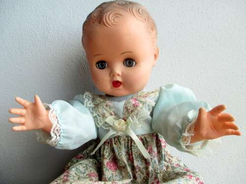 Vintage Bay Doll, Full Soft Plastic Body. Open/Close eye. Cry when press. 400 mm long. Precious.