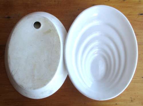 Two Ceramic Soap Dishes. 150mm x 110mm.