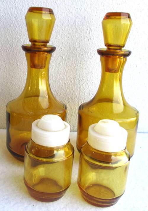 Set of 4 Vintage Amber Glass Cruet Set. No Chips, no cracks.