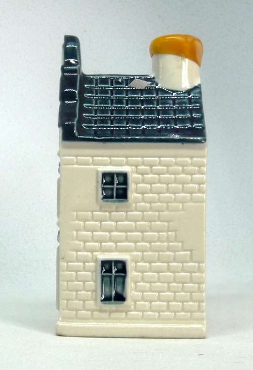 Vintage KLM Blue Delft Dutch Houses.  BOLS Amsterdam Miniature Porcelain House #17
