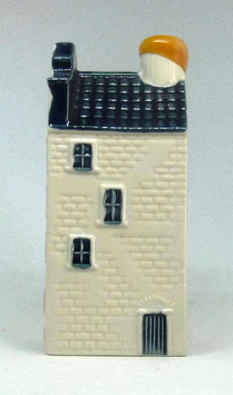 Vintage KLM Blue Delft Dutch Houses.  BOLS Amsterdam Miniature Porcelain House #33