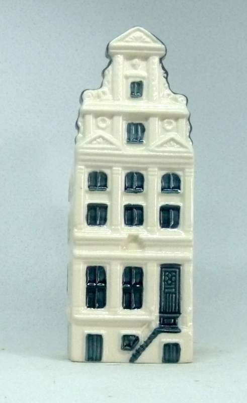 Vintage KLM Blue Delft Dutch Houses. BOLS Amsterdam Miniature Porcelain House #69