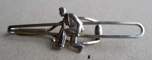 Lot of 4 Vintgae Tie pins.