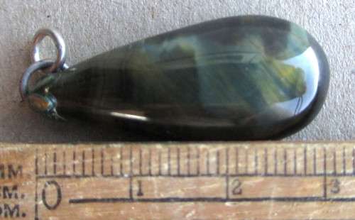 Vintage Semi Precious Stone Pendant.