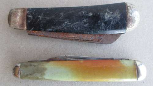 Lot of two vintage well used Pocket Knifes. Needs TLC.