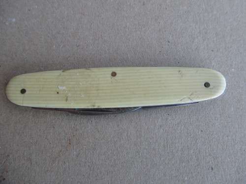 Vintage pocket knife as per phote