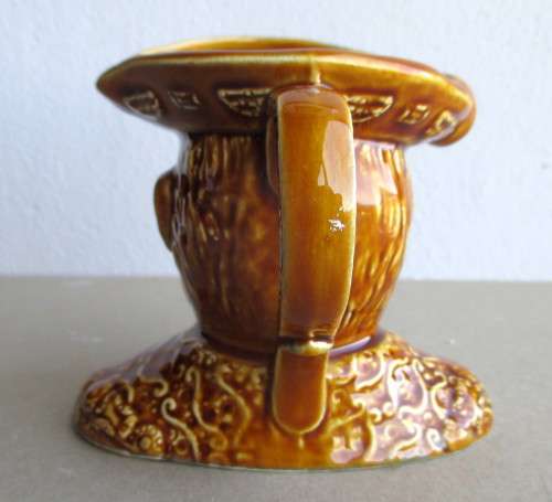 Vintage Porcelain King Henry VIII all brown Character Mug. 10cm.