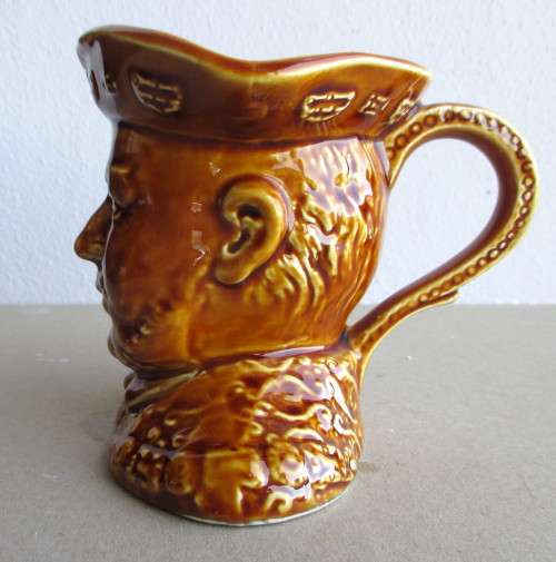 Vintage Porcelain King Henry VIII all brown Character Mug. 10cm.