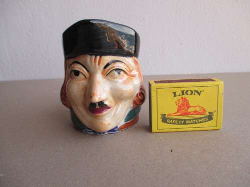 Vintage Handpainted Character Mug. 80mm high.