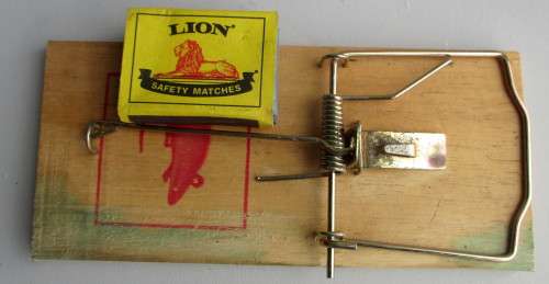Original Vintage Mouse Trap