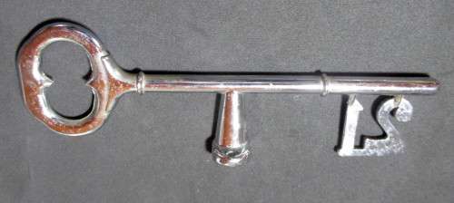 Vintage 21 Birthday Key. 175mm long.