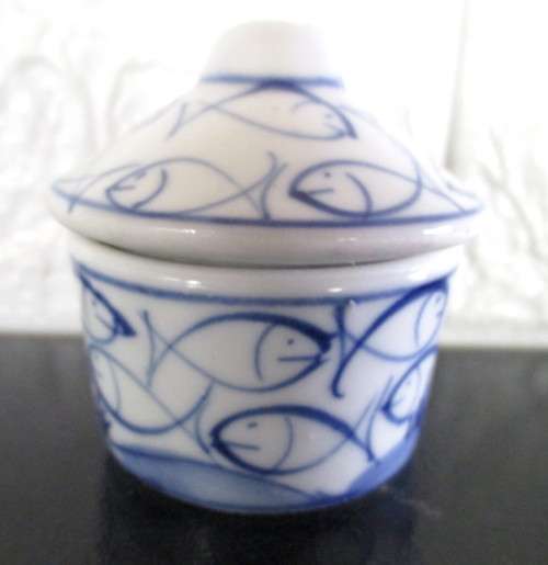 Small Blue and White handpainted ring/pin dish with lid.  No Marked with makers mark. 65mm high.