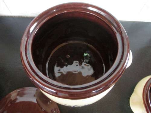 Lovely Windmill themed Glazed Pottery Casserol with 2 serving bowls. 22cm high.
