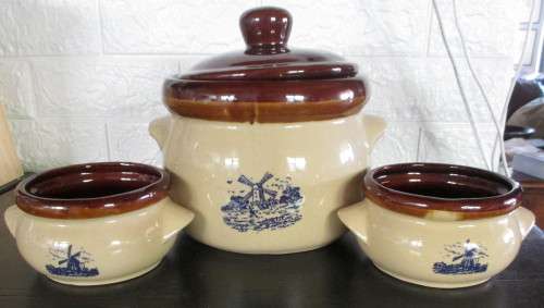 Lovely Windmill themed Glazed Pottery Casserol with 2 serving bowls. 22cm high.