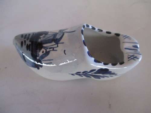 Delft Blue and white Ashtray Glog. 110cm. Handpainted.