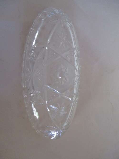 Vintage Cut Glass bon bon Dish. Spotless.  220mm x 110mm.
