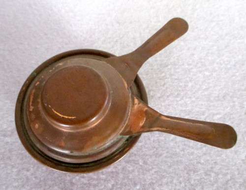 Vintage Mini Copper oil Burner, with snuff lid. 150 mm long.