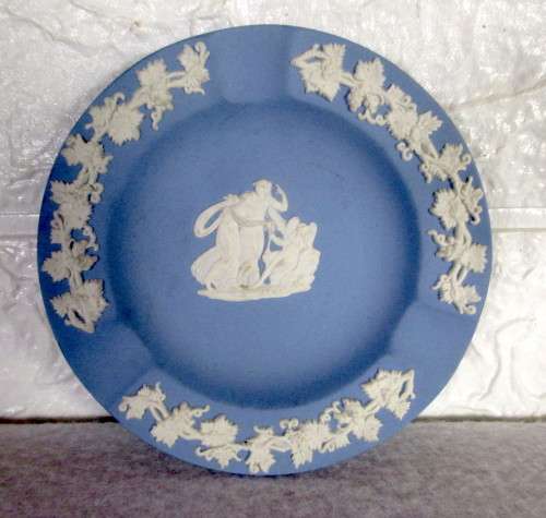 Vintage Light Blue Wedgwood Ashtray. 110mm diameter.